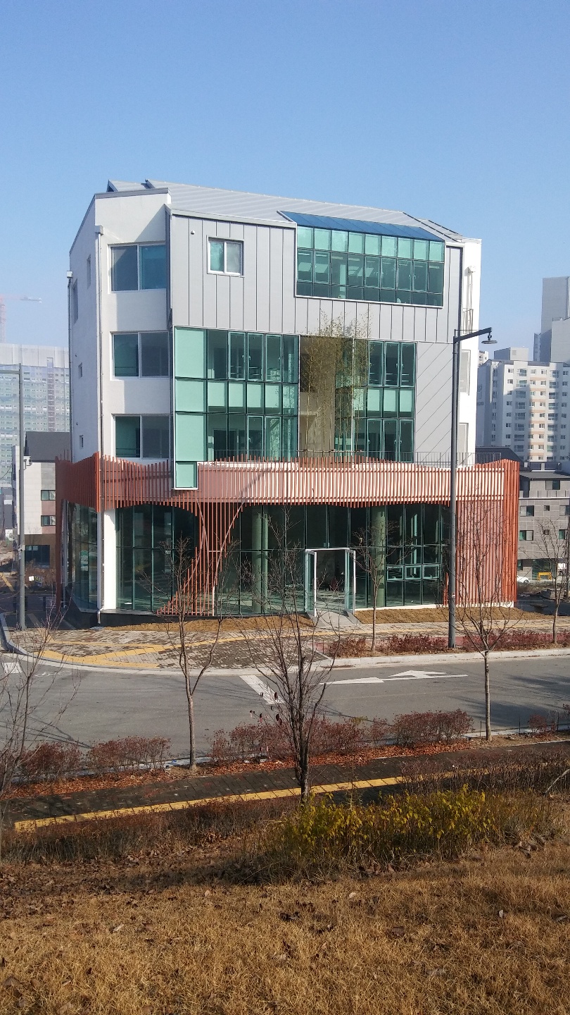 2049928719_uL94Ji0D_24d2076b898e5884574910903fb87f2370e496dc.jpeg 이미지크게보기